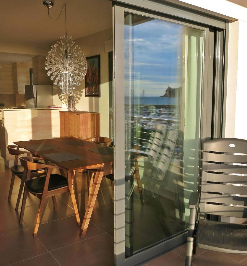 Luxe Aan De Jachthaven Met Frontaal Zeezicht Apartamento Altea
