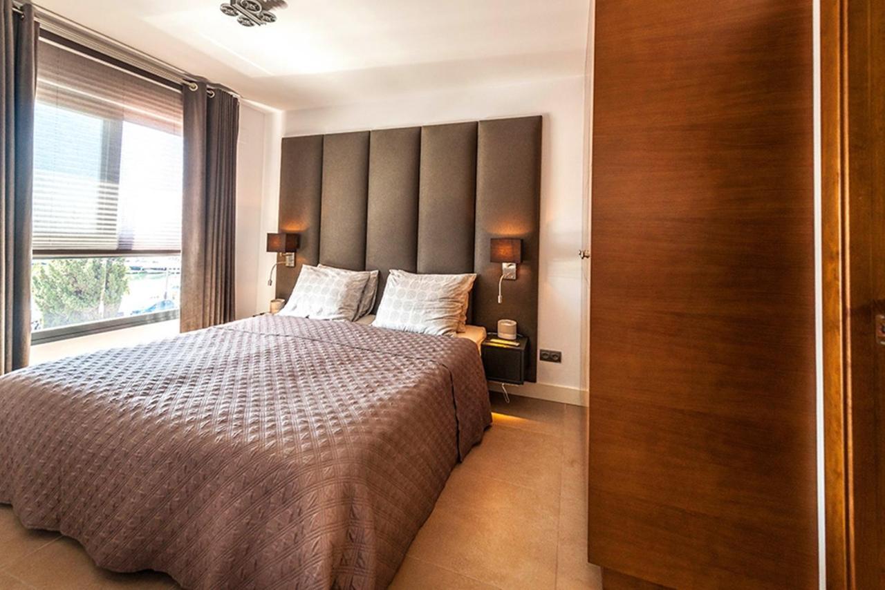 Apartment Luxe Aan De Jachthaven Met Frontaal Zeezicht Altea